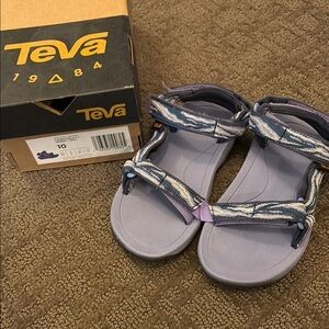 Teva hurricane xlt2 Purple Sandals toddler size 10